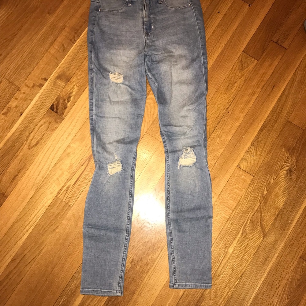 Hollister jeans
